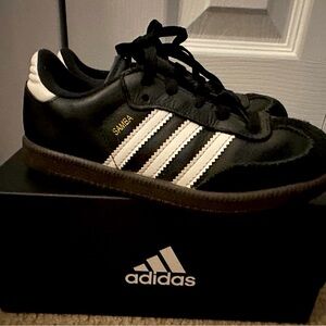 Lightly Used Adidas Samba Soccer Shoes Size 13K.